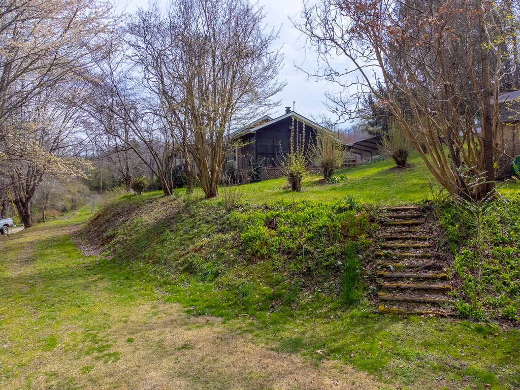318 Sunrise Park