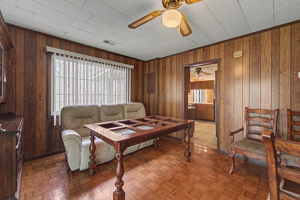 318 Sunrise Park