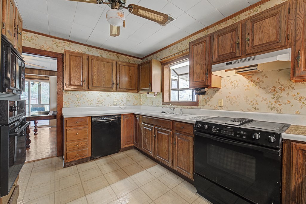 318 Sunrise Park