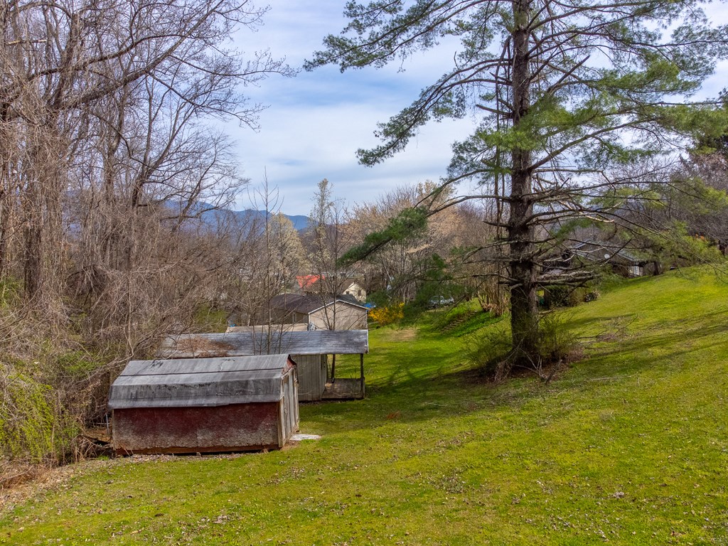 318 Sunrise Park