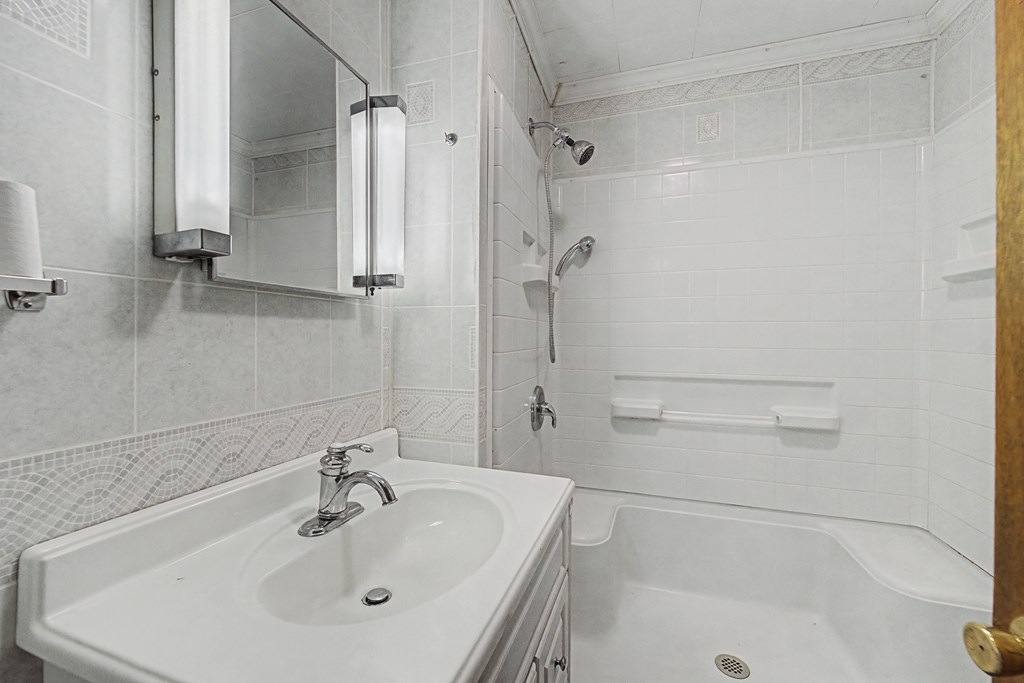 318 Sunrise Park