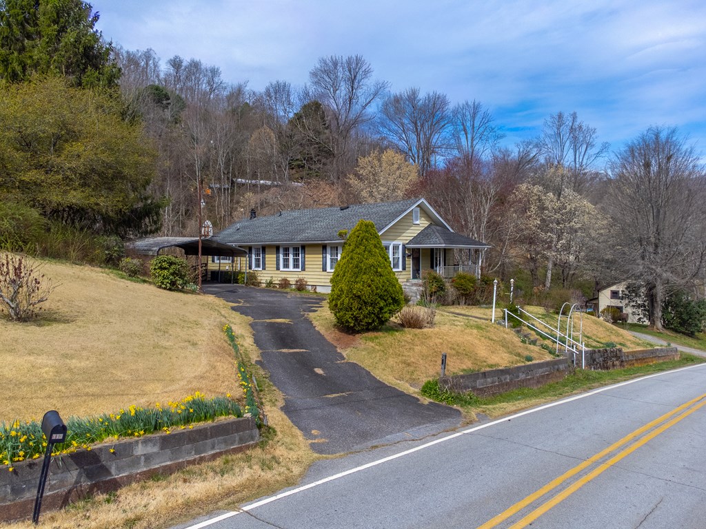 318 Sunrise Park