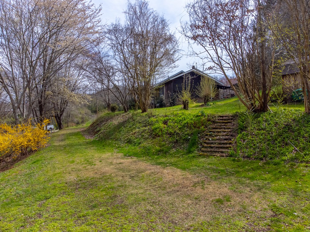 318 Sunrise Park