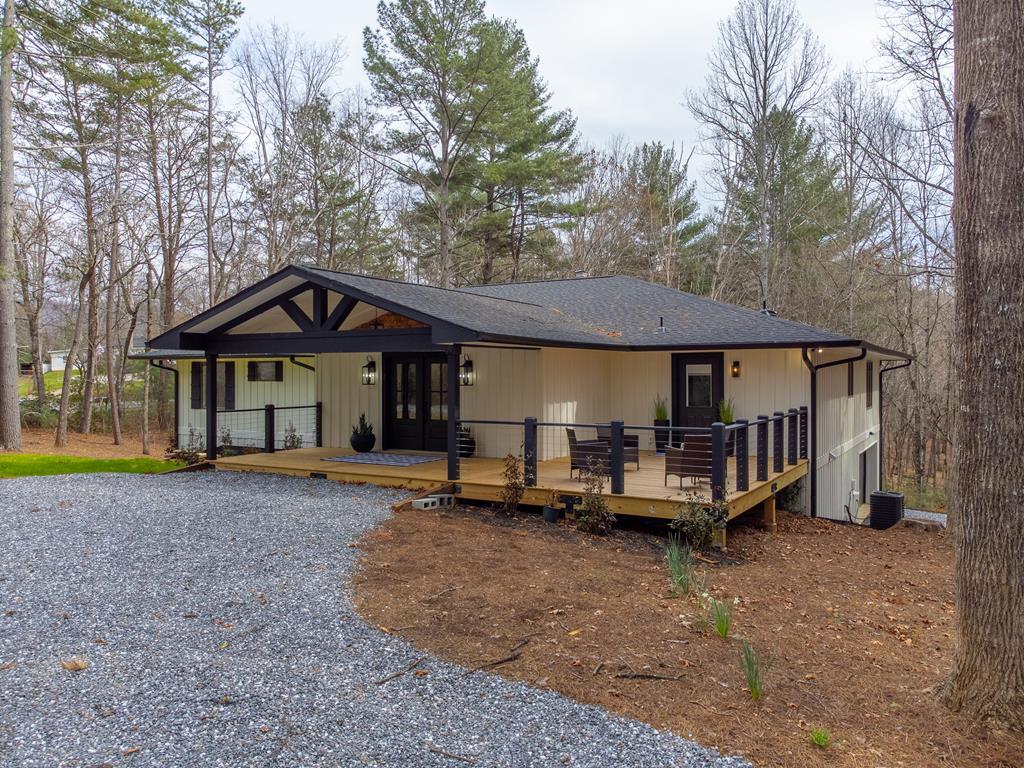 323 Mashburn Branch Rd.