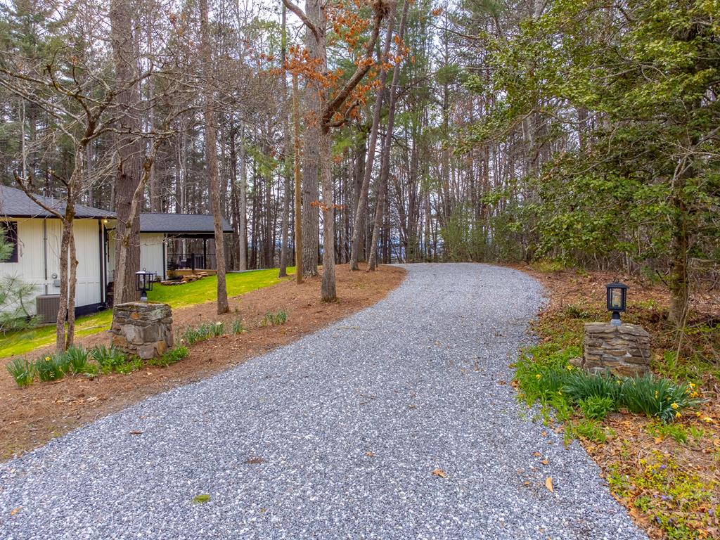 323 Mashburn Branch Rd.