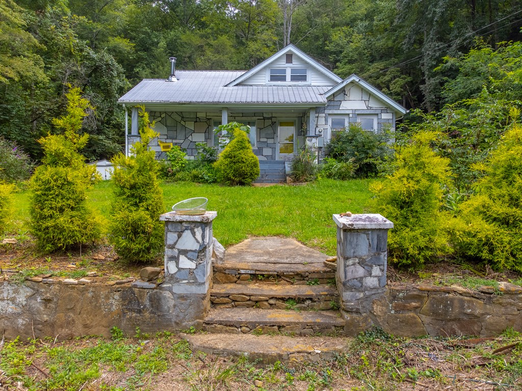 105 MARBLE DR