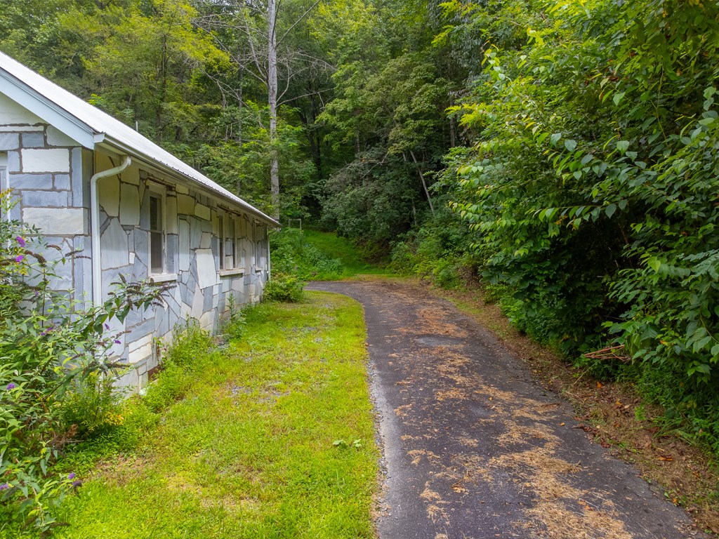 105 MARBLE DR