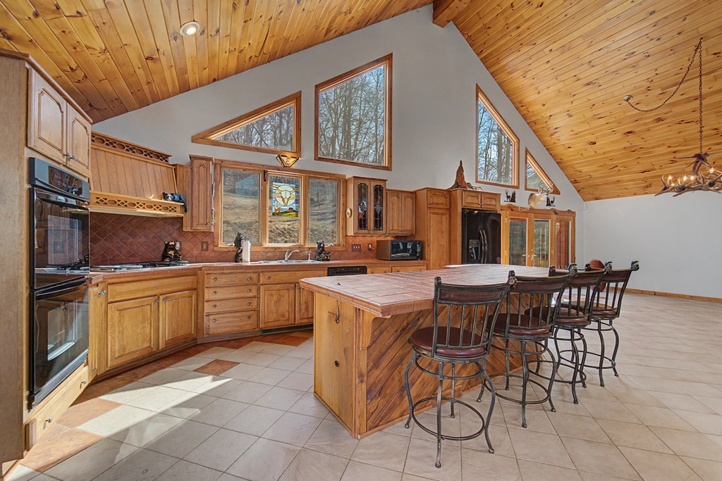 112 Hawks Nest Ridge