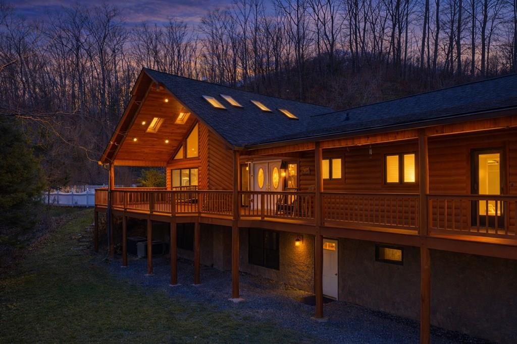 112 Hawks Nest Ridge