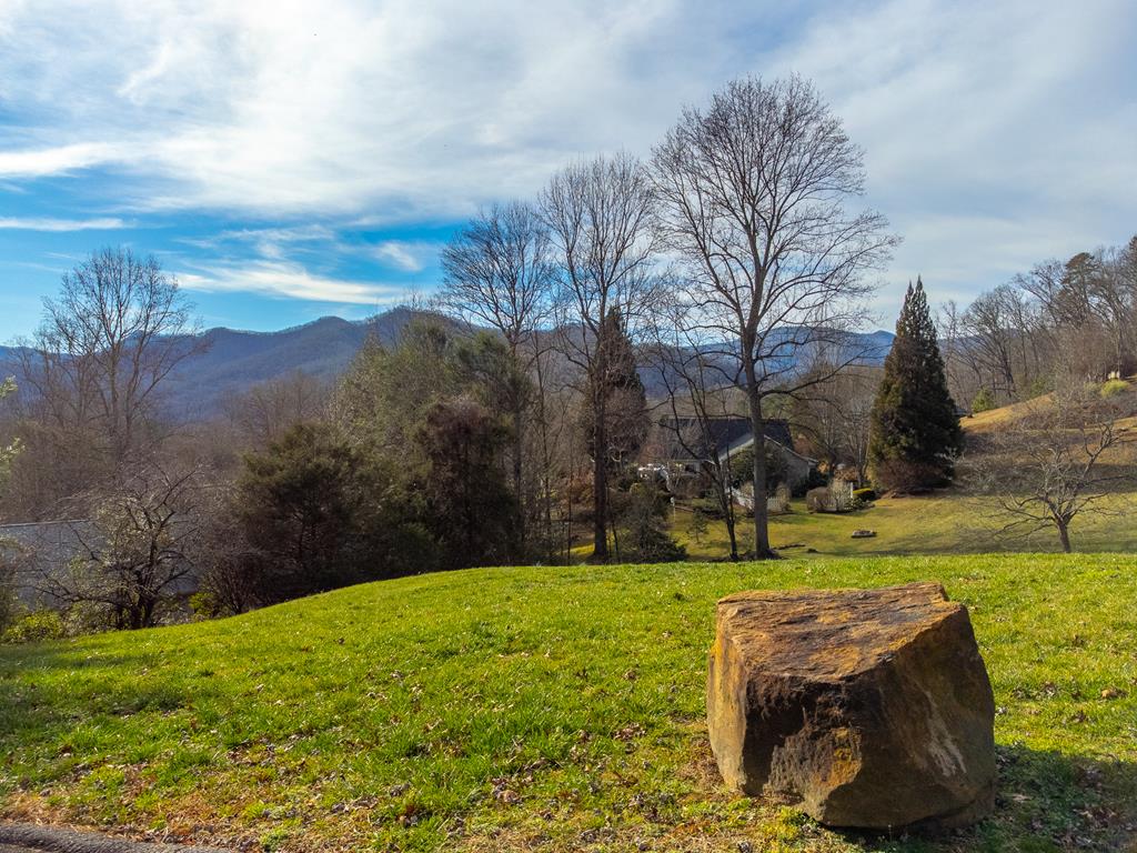 161 Rock Field Way