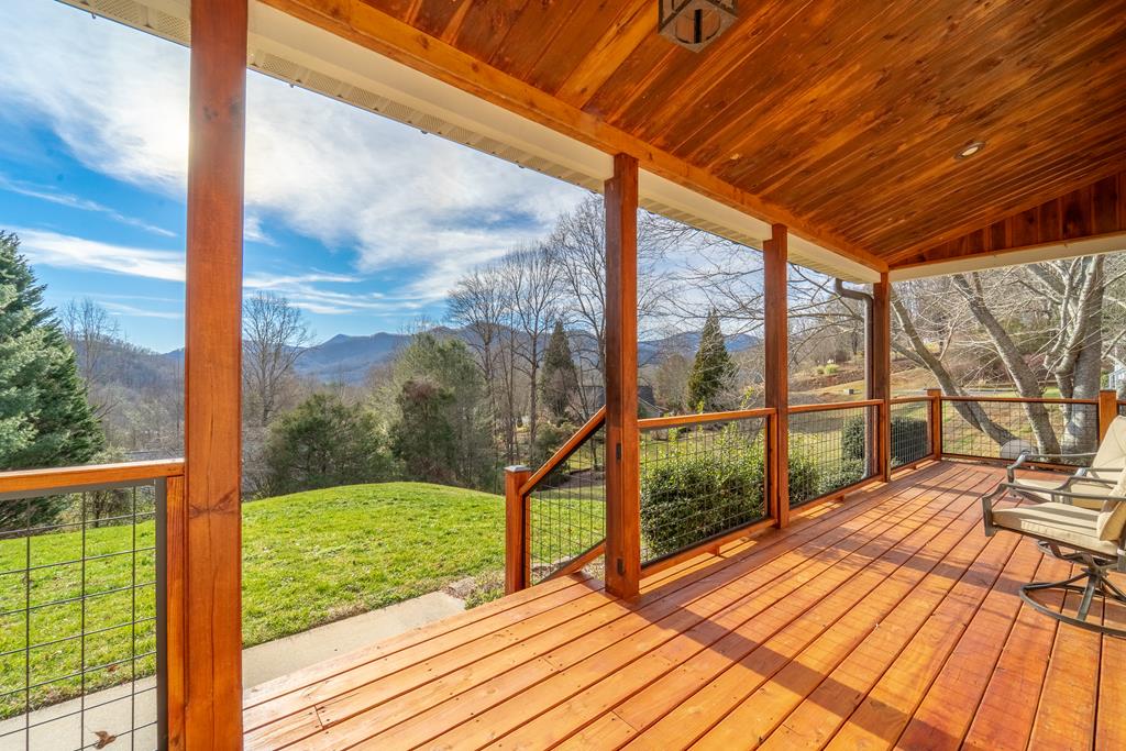 161 Rock Field Way