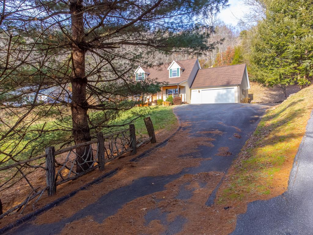 161 Rock Field Way