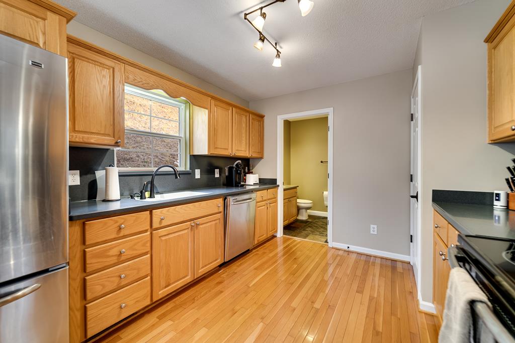 161 Rock Field Way
