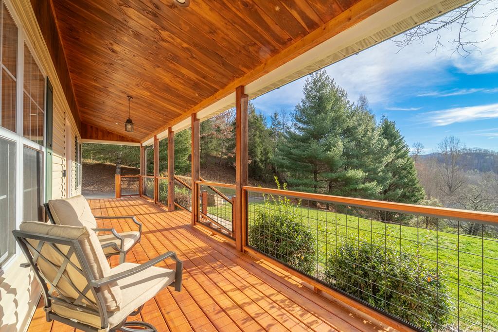 161 Rock Field Way