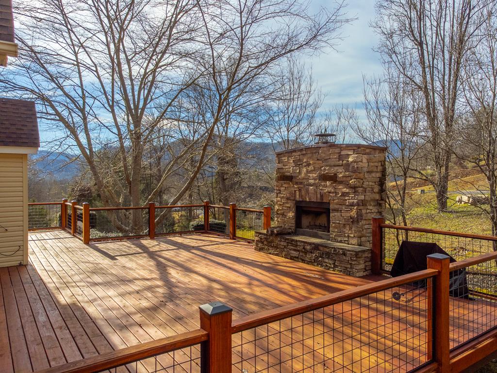 161 Rock Field Way