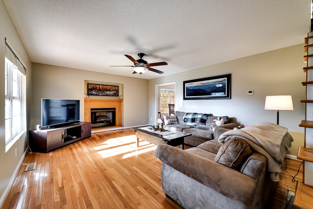 161 Rock Field Way