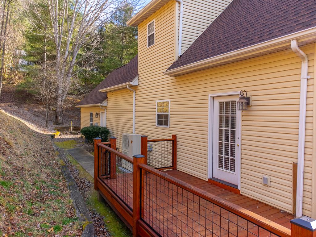 161 Rock Field Way