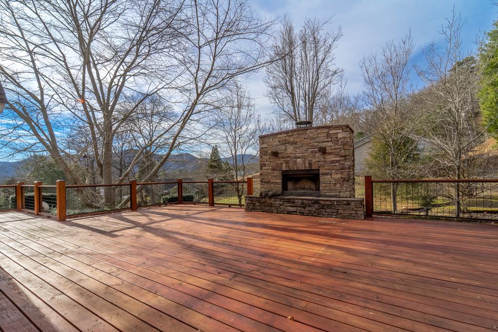 161 Rock Field Way