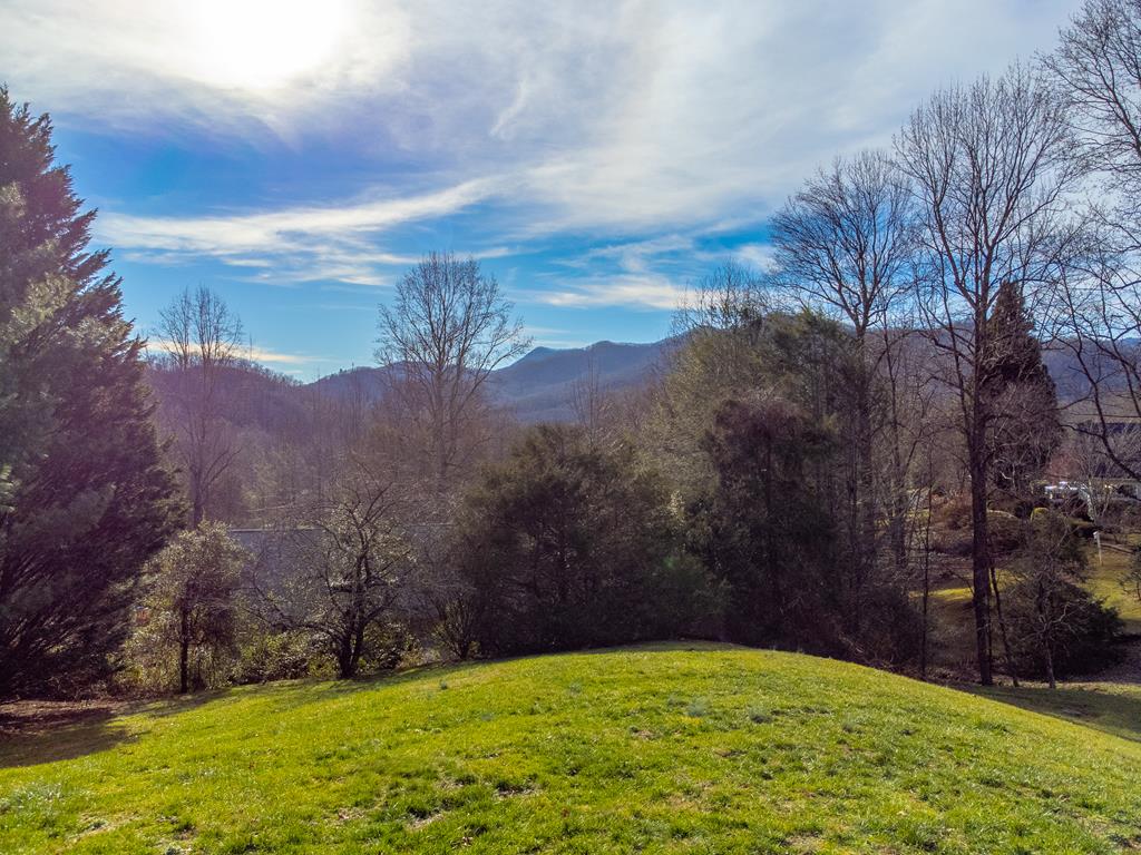 161 Rock Field Way