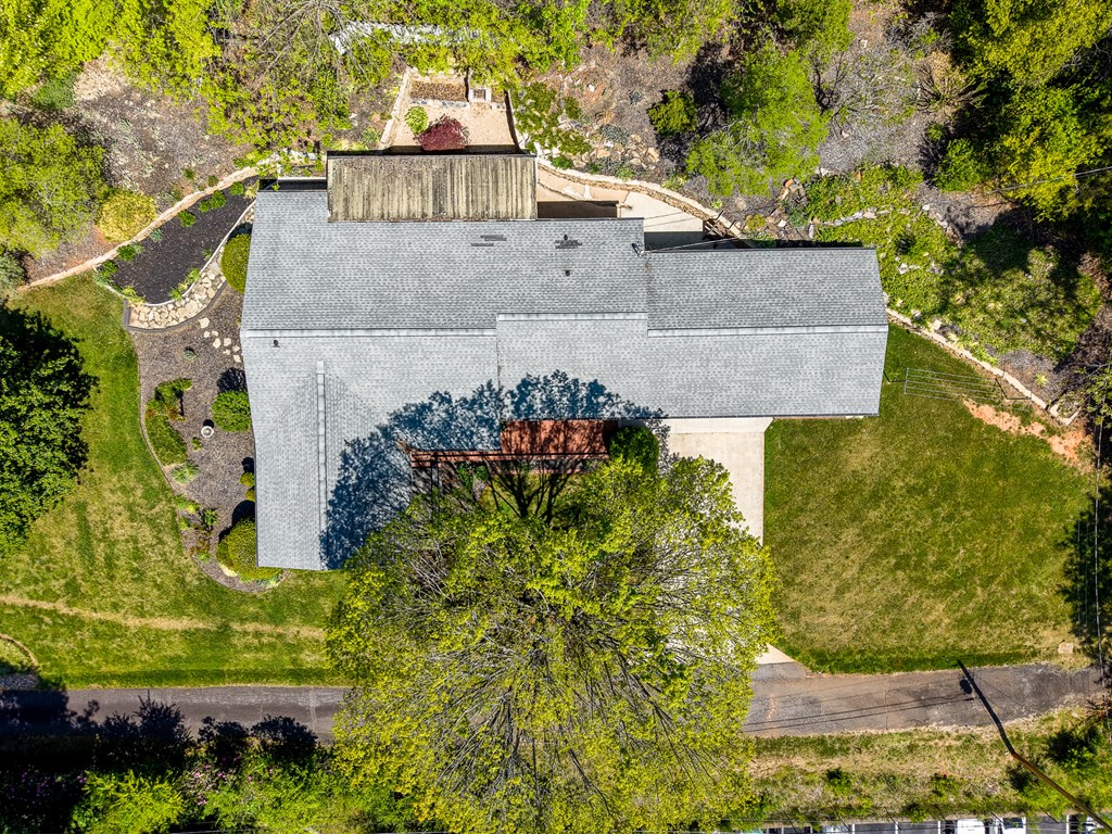 52 Briar Patch Rd