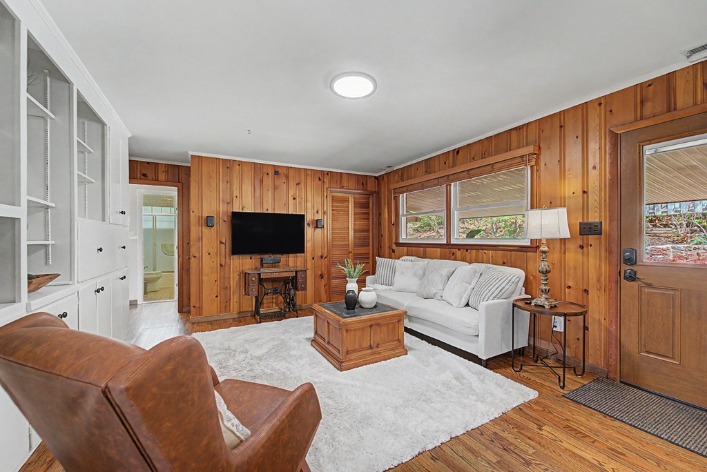 52 Briar Patch Rd