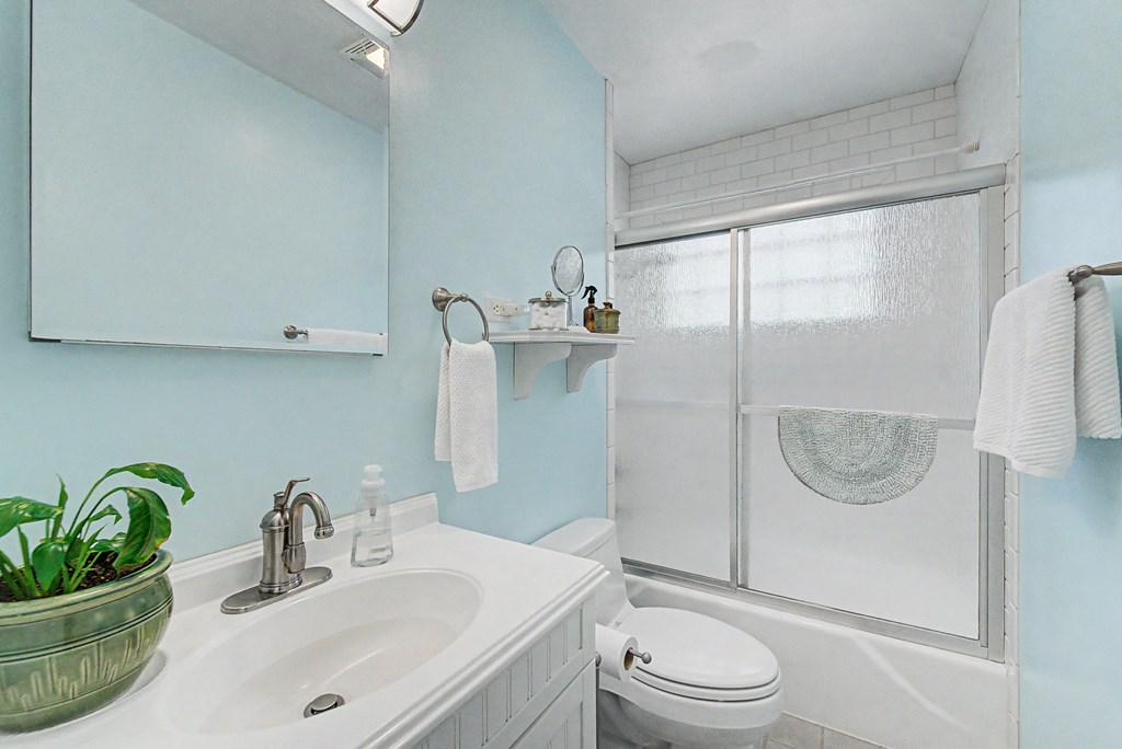 52 Briar Patch Rd