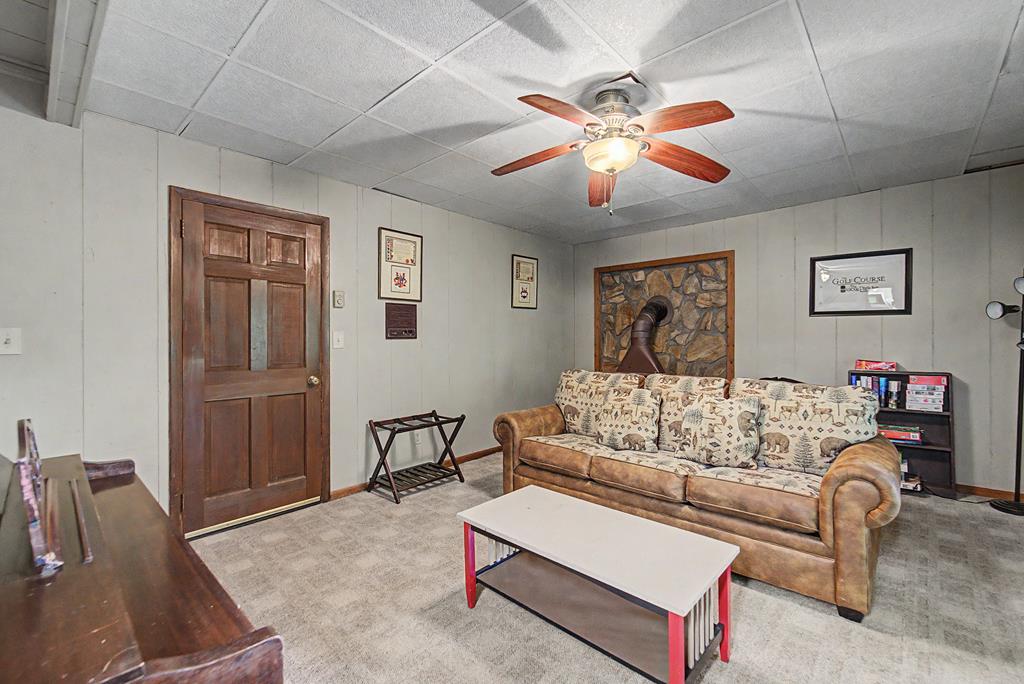 1413 Kitchens Branch Rd