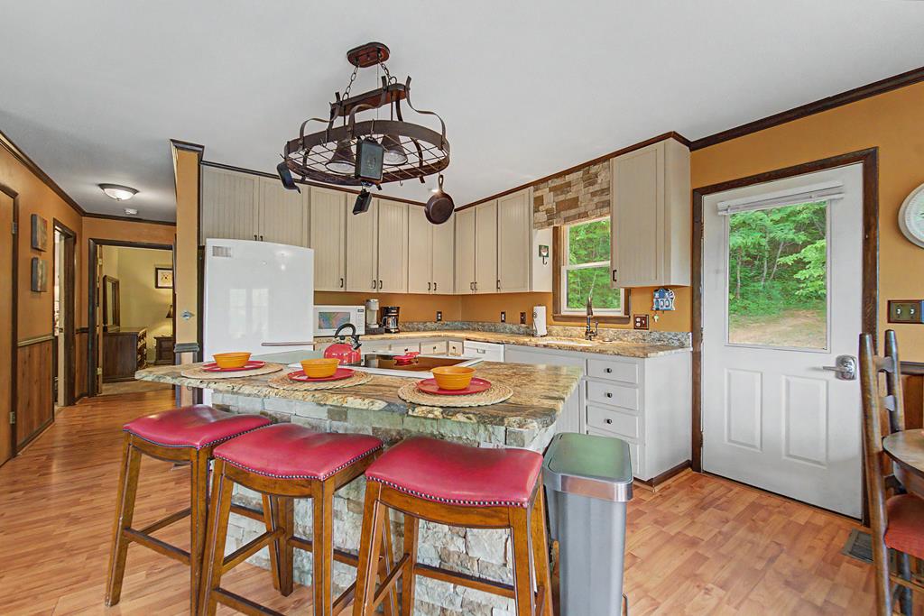 1413 Kitchens Branch Rd