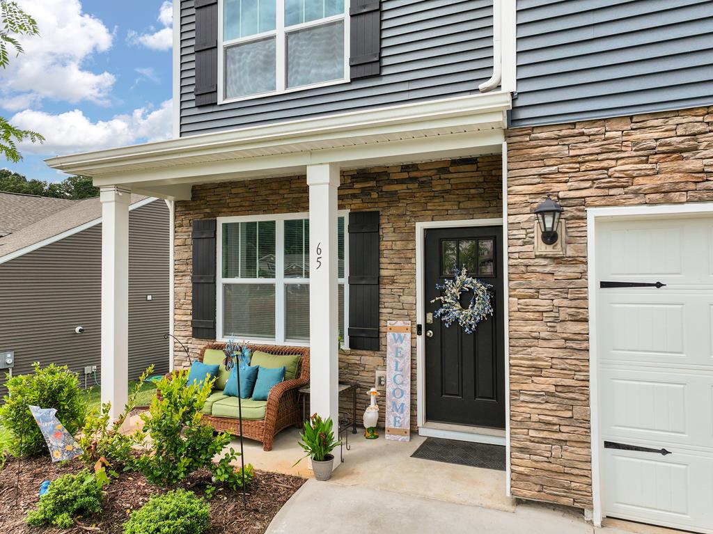 65 Valleywood Dr
