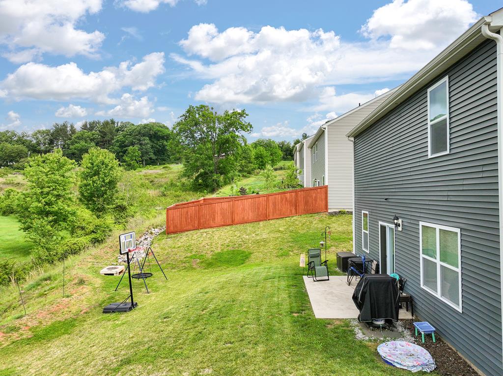 65 Valleywood Dr