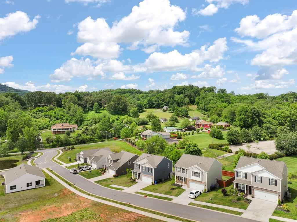 65 Valleywood Dr