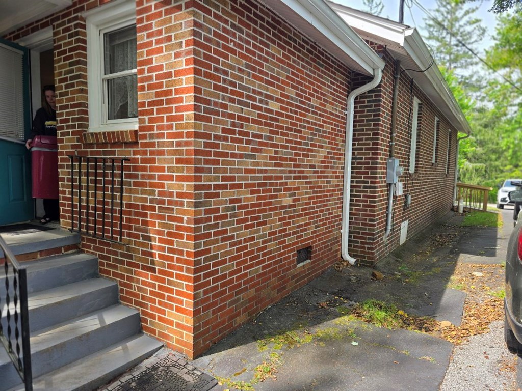 191 Bidwell Street