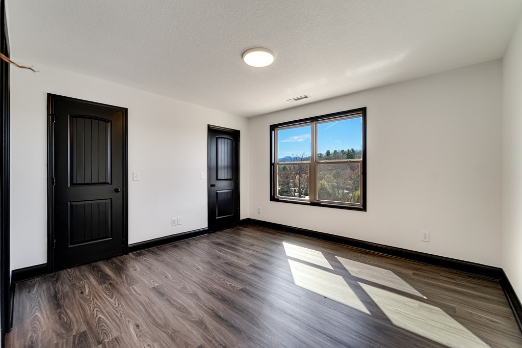50 Fairview St