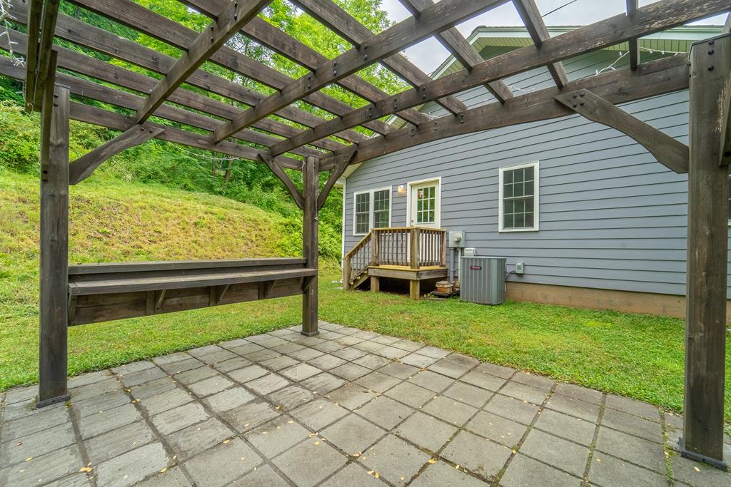 79 Harris Circle