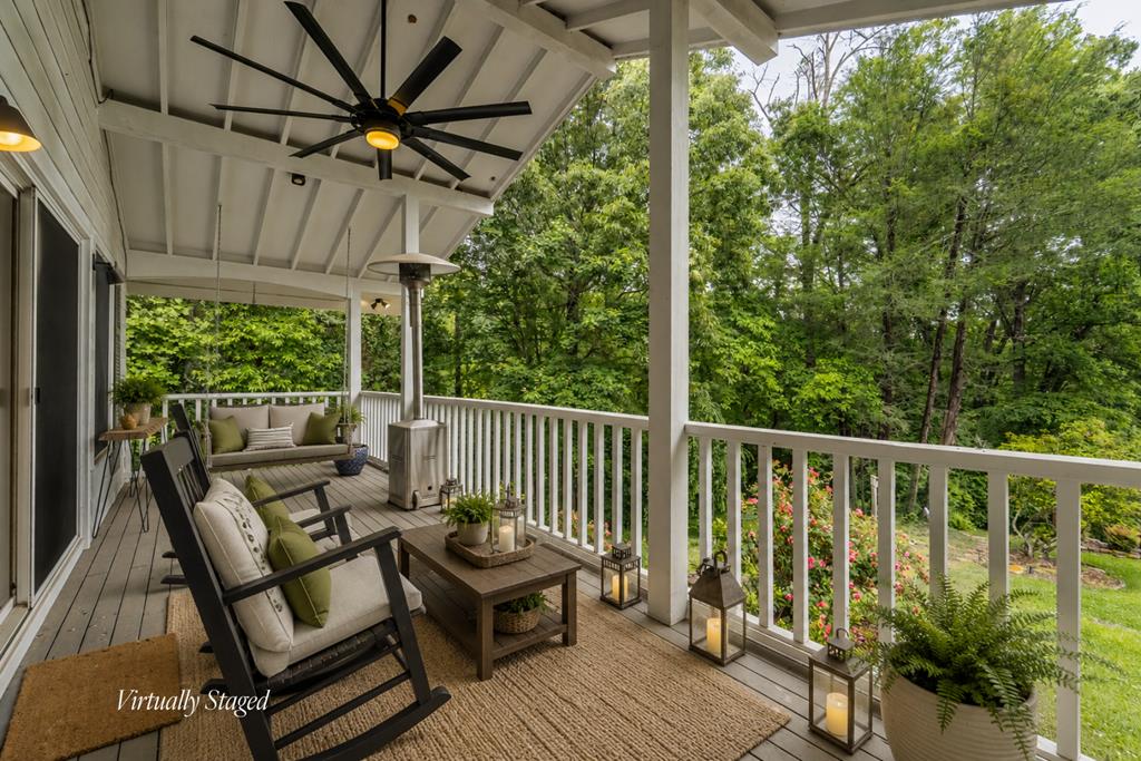 603 Hemlock Hills Dr