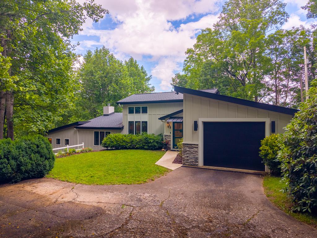 1452 S Country Club Dr