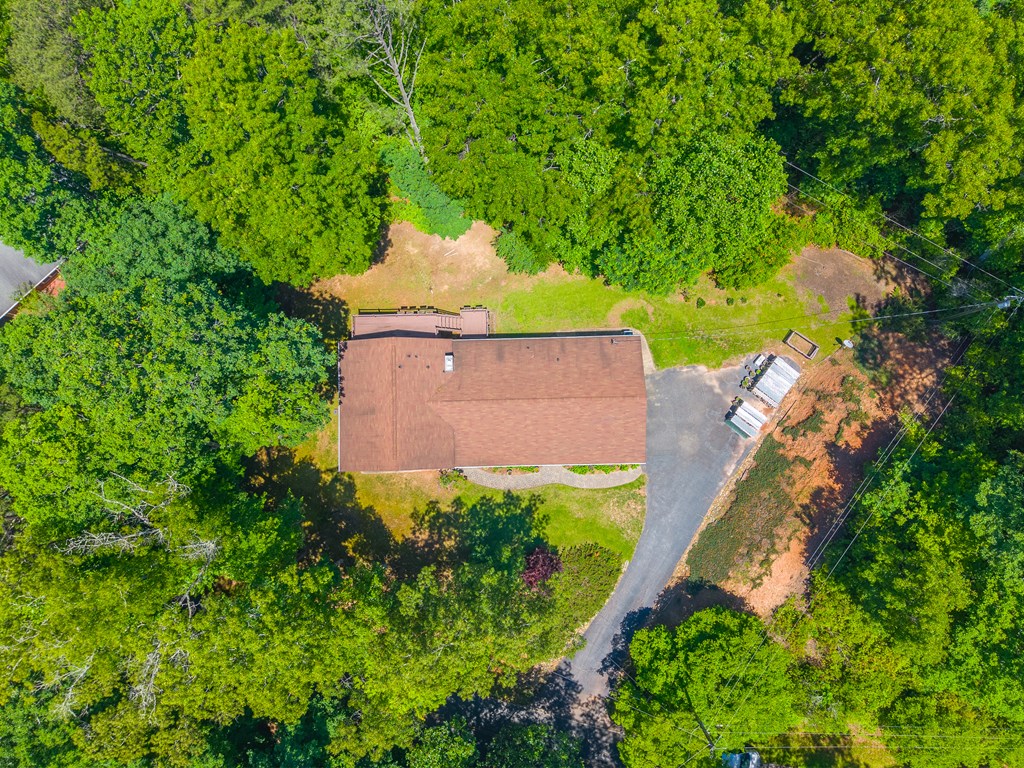 1747 University Heights Rd