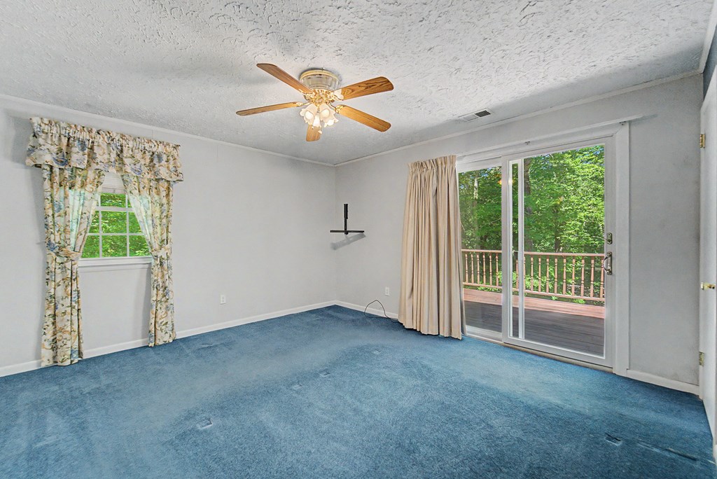 1747 University Heights Rd