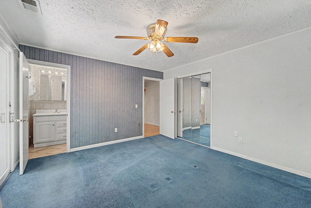 1747 University Heights Rd