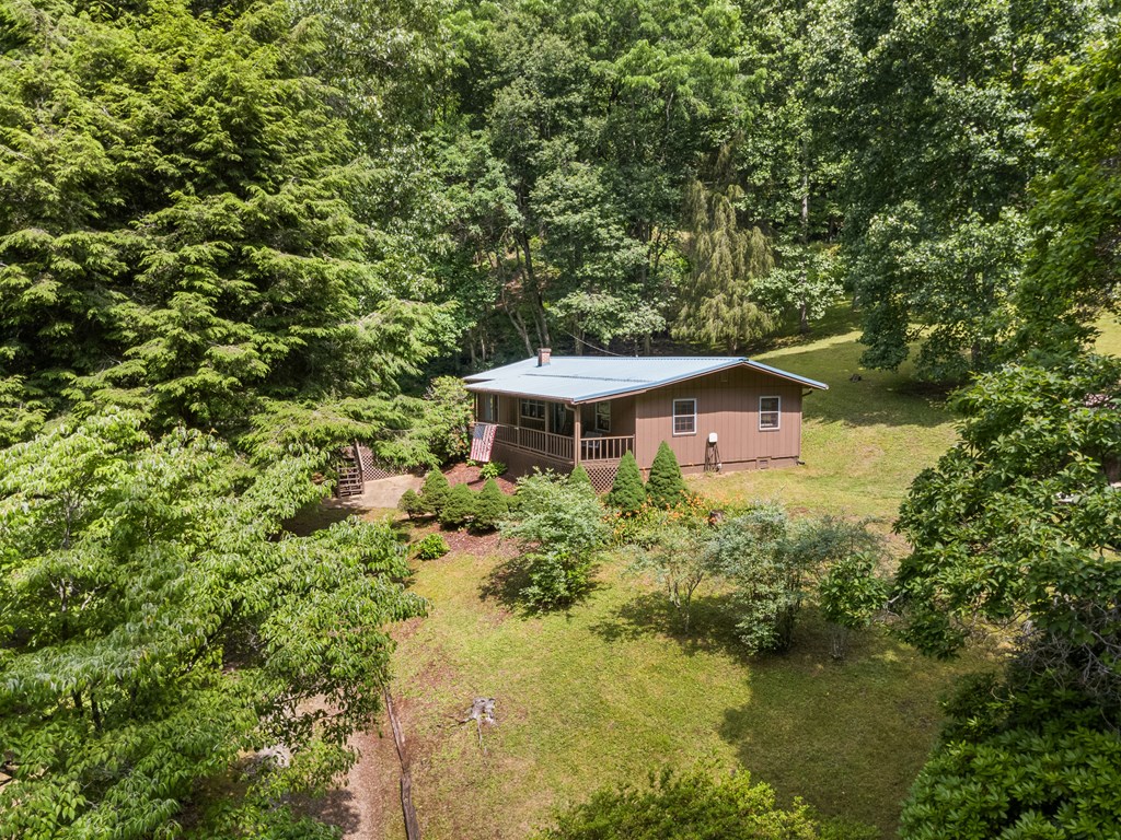 63 Wood Pond Rd
