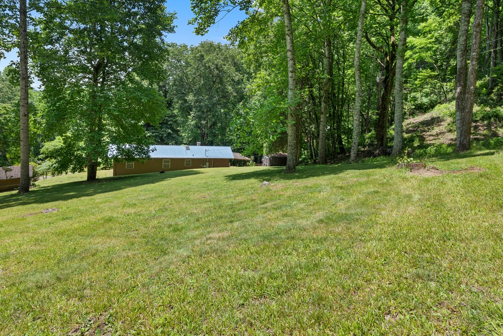 63 Wood Pond Rd