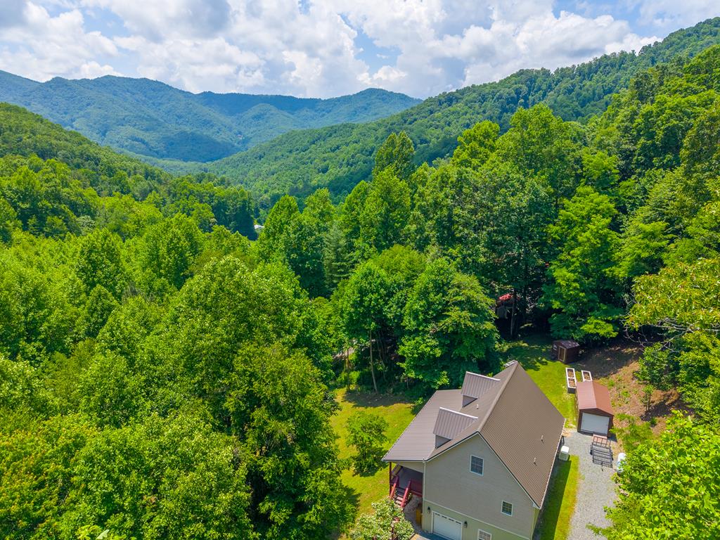 77 Pigeon Creek Trail