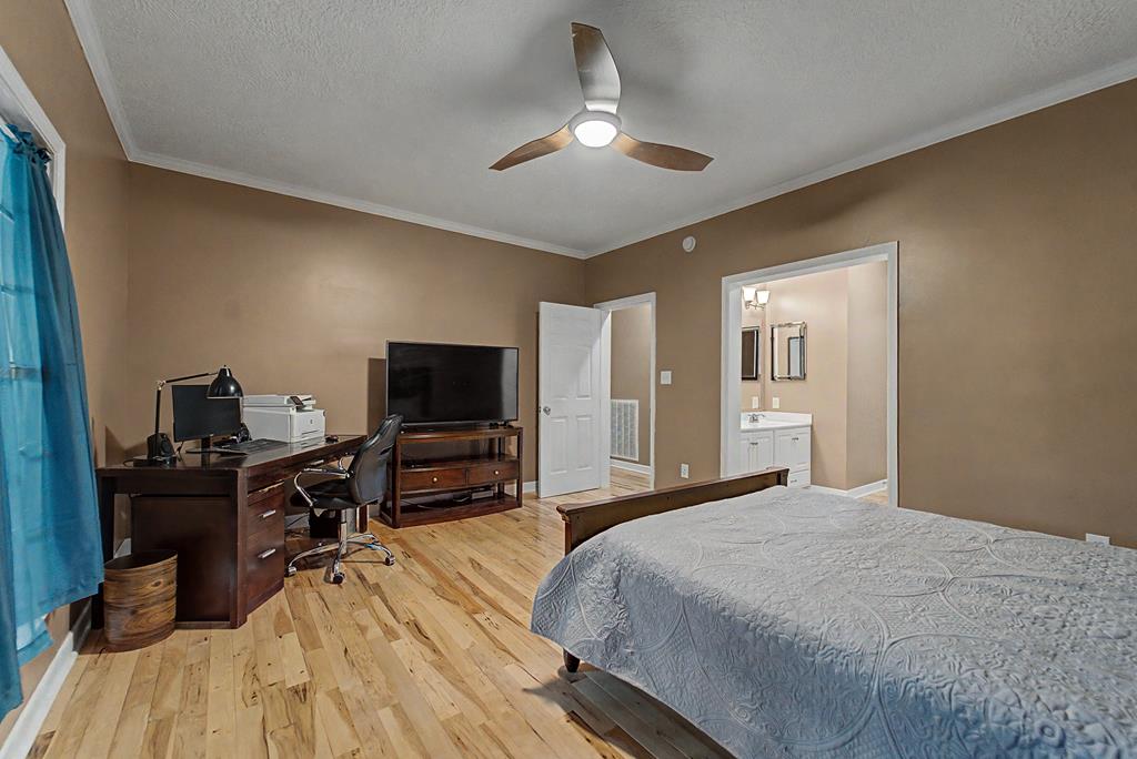 77 Pigeon Creek Trail