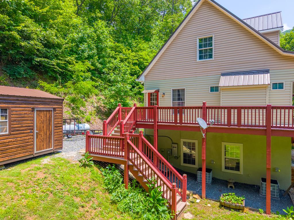 77 Pigeon Creek Trail