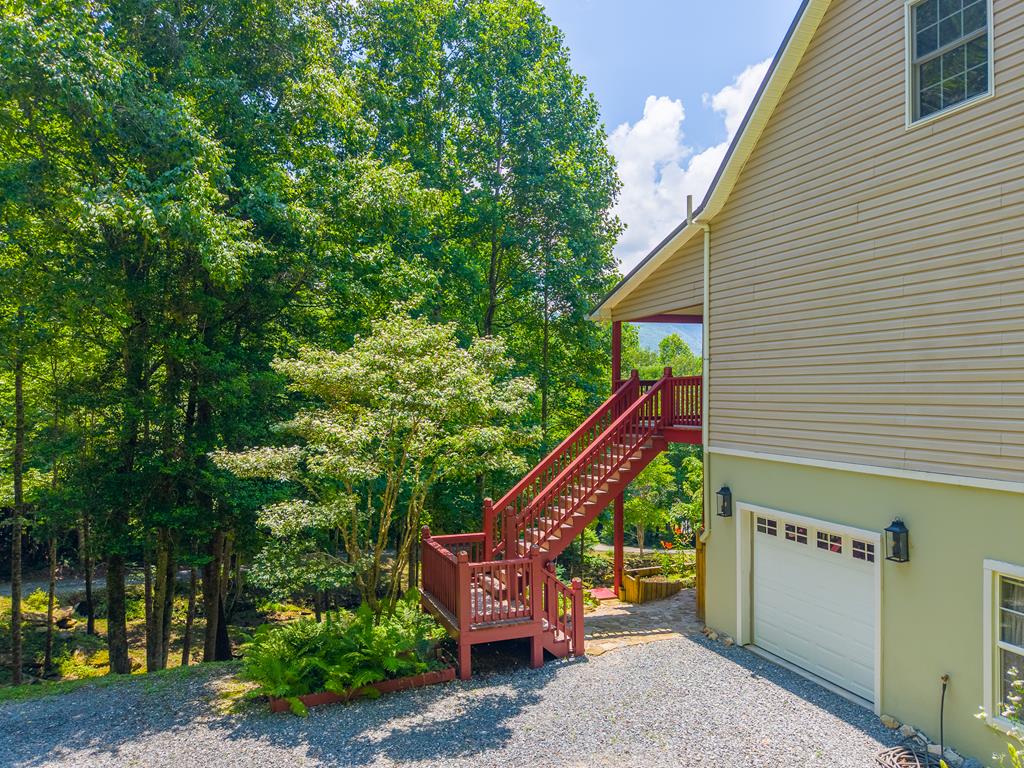 77 Pigeon Creek Trail