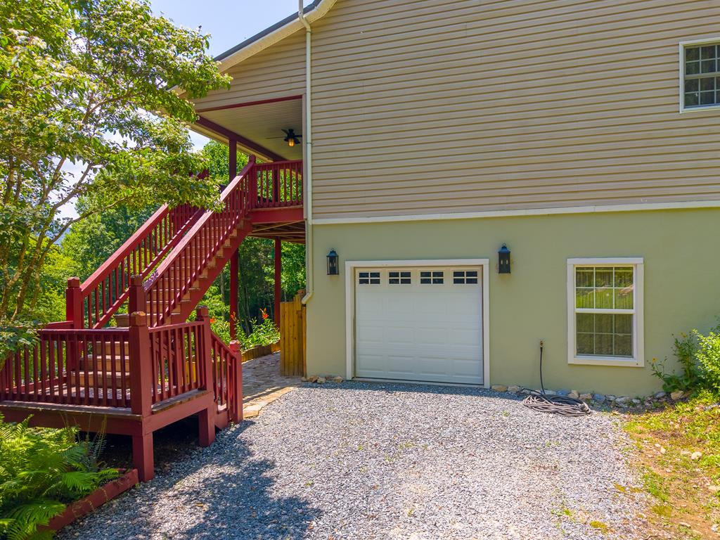 77 Pigeon Creek Trail