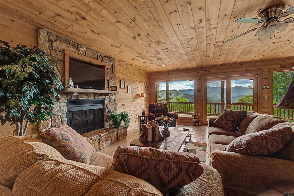 22 Kako Ridge