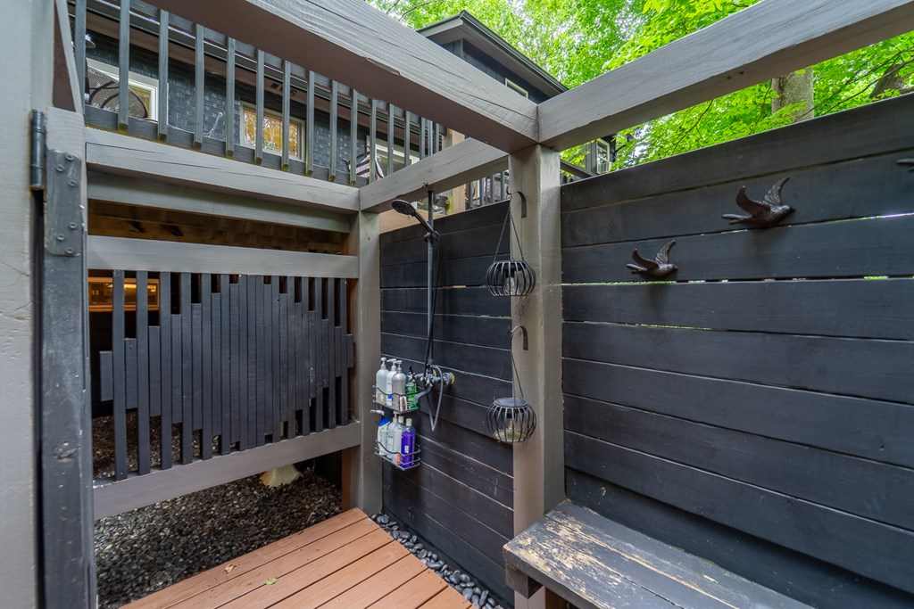 75 Mountain View Rd