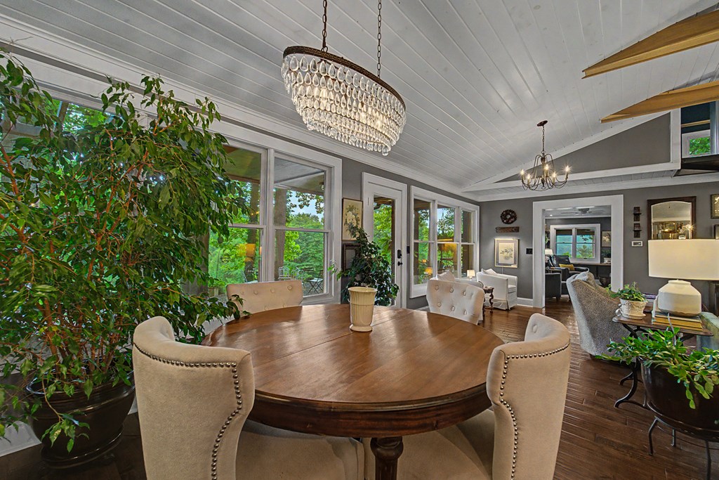 75 Mountain View Rd