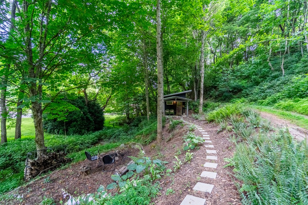 75 Mountain View Rd
